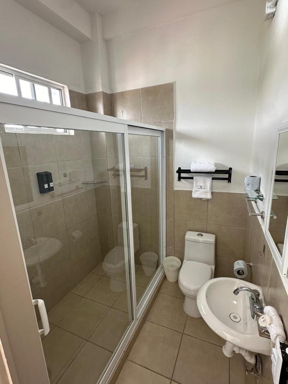 Hotel Plaza Centenario Juan Aldama Екстер'єр фото