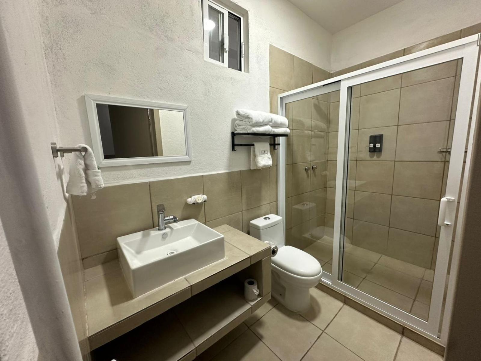 Hotel Plaza Centenario Juan Aldama Екстер'єр фото