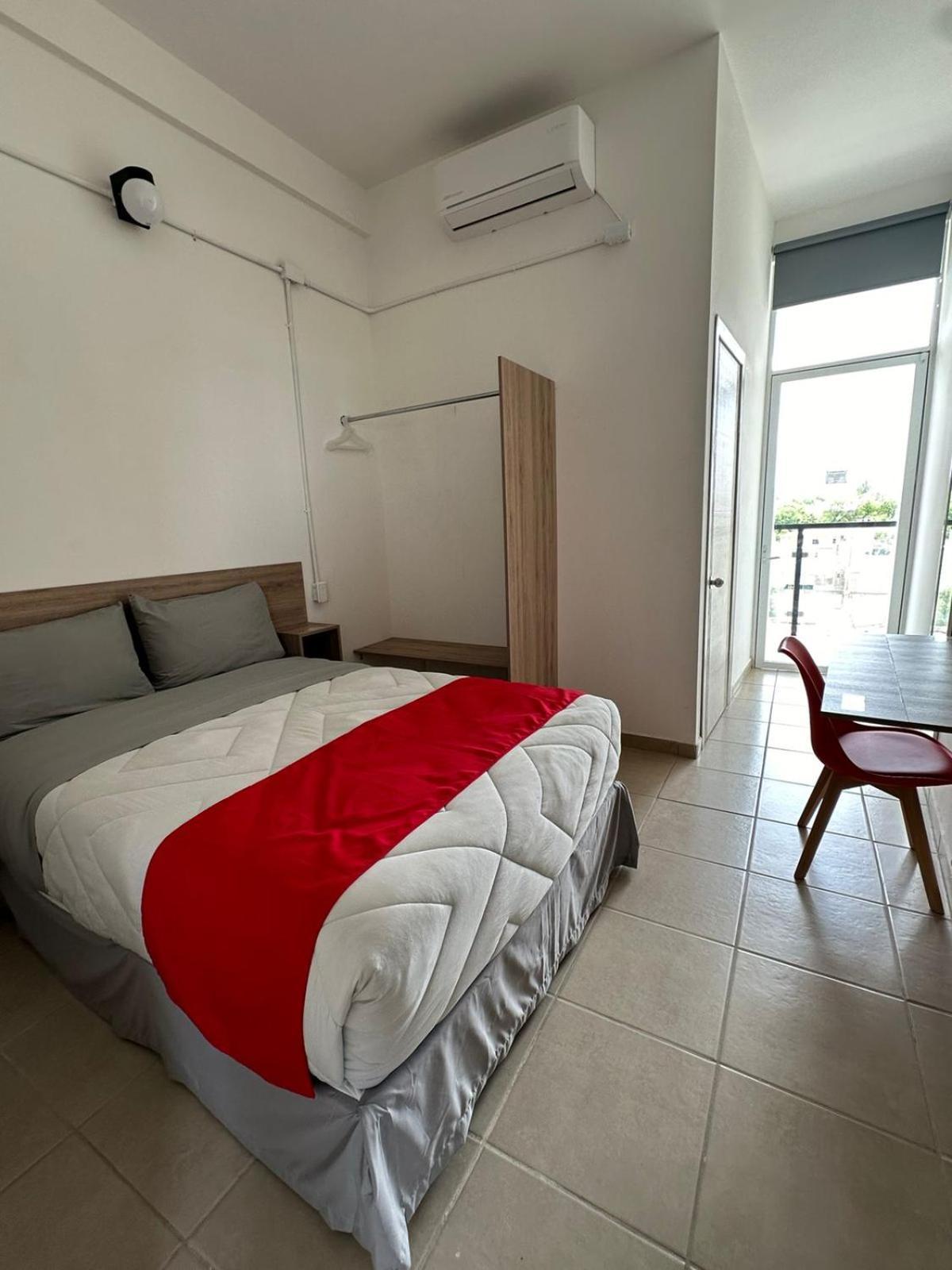 Hotel Plaza Centenario Juan Aldama Екстер'єр фото