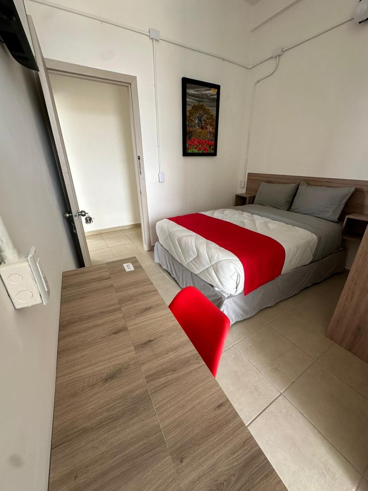 Hotel Plaza Centenario Juan Aldama Екстер'єр фото